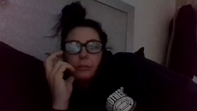 Rileyxxx69 online show from January 15, 9:18 pm