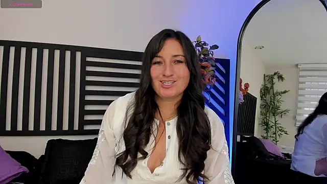 Snapshot of angela_fiory chatting on September 29, 6:13 pm angela fiory online show from September 29, 6:13 pm