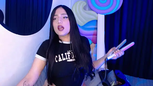 ladymooncs online show from February 4, 5:02 am