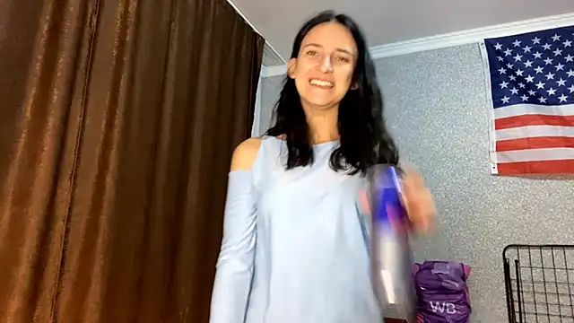 TifanyRawi online show from October 1, 9:43 pm
