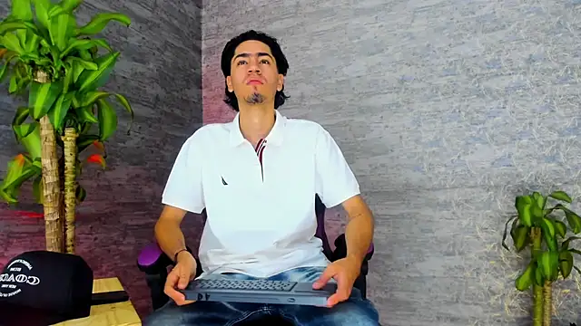 Daniel Brawn online show from September 22, 5:59 pm