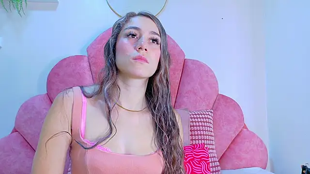 MyApril   online show from March 11, 1:39 pm