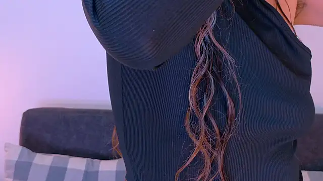 MyApril   online show from March 30, 1:34 pm