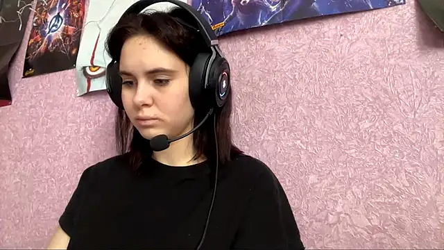 MollyPartey online show from September 27, 7:24 am