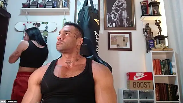 henryhadesflirt online show from October 13, 8:20 pm