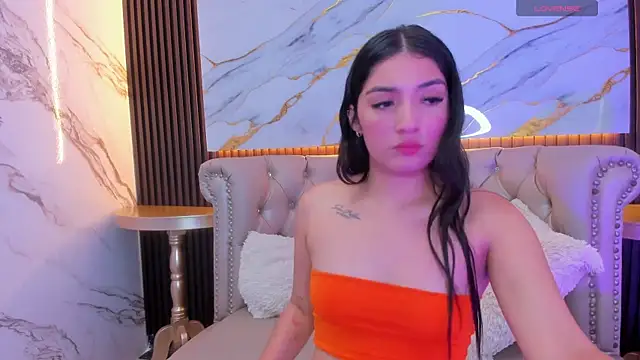 MIA RUSSELL  online show from October 4, 7:56 pm