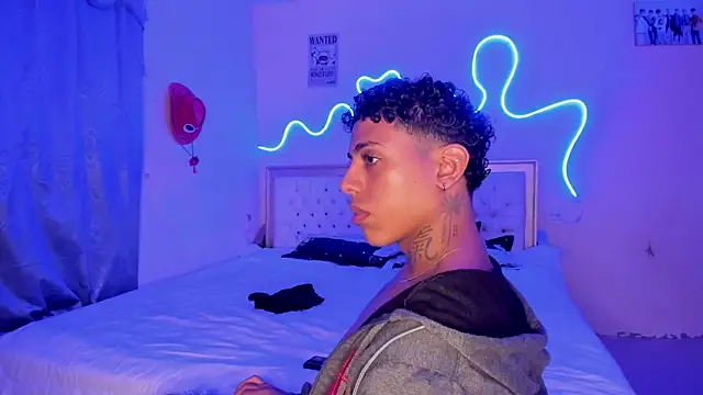 Glader31 online show from October 10, 8:41 pm