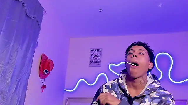 Glader31 online show from October 27, 9:19 pm