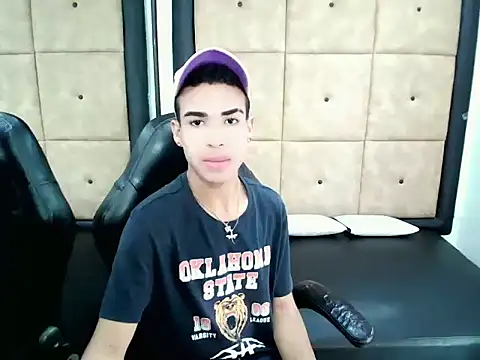 PatrickXX 1 online show from October 4, 7:45 pm