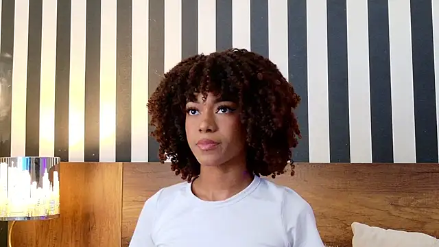 Stellaciel  online show from October 28, 10:12 pm