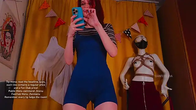 Giantess Eva online show from October 31, 5:14 pm