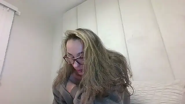 Scotishminx25 online show from September 27, 5:40 pm