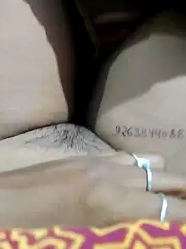 auntybbk online show from October 15, 7:58 pm