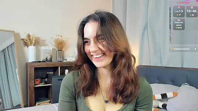 RosalvaOrhenkowski online show from September 27, 10:31 am