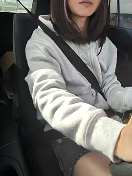 takusaki223 online show from October 20, 1:28 am