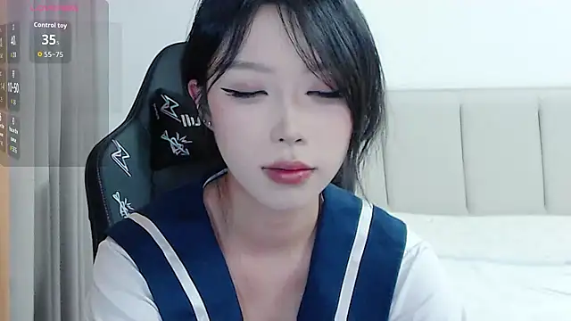 Puppy-12 online show from December 17, 11:16 am