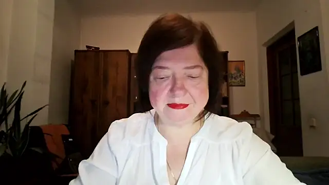 Snapshot of Violet_Pulse chatting on January 18, 3:38 pm Violet Pulse online show from January 18, 3:38 pm