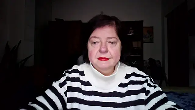 Snapshot of Violet_Pulse chatting on February 8, 8:29 am Violet Pulse online show from February 8, 8:29 am