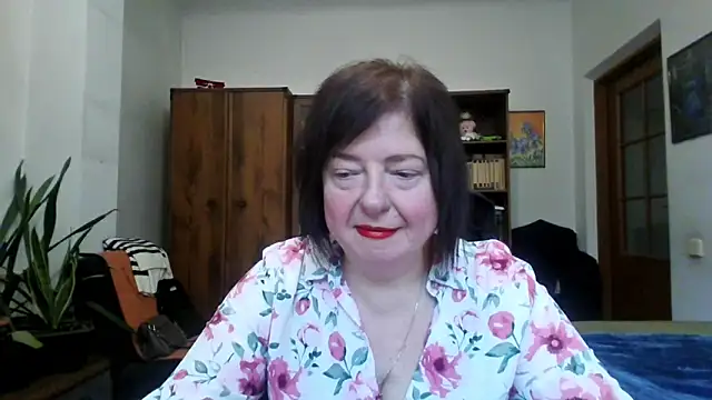 Snapshot of Violet_Pulse chatting on February 16, 9:49 am Violet Pulse online show from February 16, 9:49 am