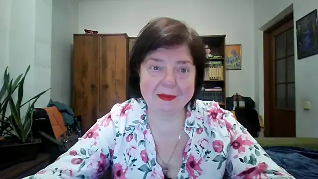 Snapshot of Violet_Pulse chatting on March 2, 5:53 pm Violet Pulse online show from March 2, 5:53 pm