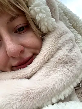 RonnieKiss online show from October 28, 6:28 am