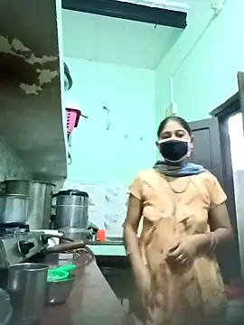 Cute-Charvii online show from March 6, 1:24 am