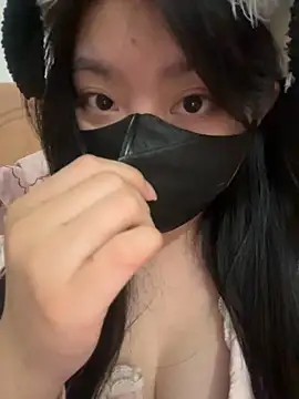 Snapshot of AZ37866 chatting on February 15, 2:25 pm AZ37866 online show from February 15, 2:25 pm