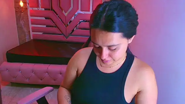 Snapshot of lorem_adams chatting on November 14, 11:20 am lorem adams online show from November 14, 11:20 am