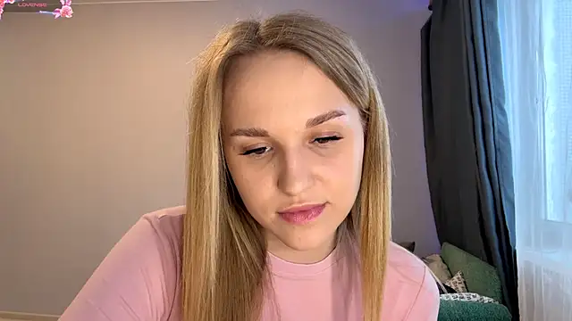 TanekaBoitel online show from November 27, 12:18 pm