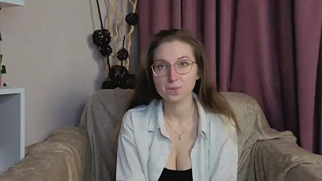 DaliaRadtke online show from November 17, 6:14 pm