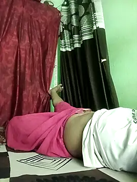 Snapshot of Mona_darling21 chatting on October 14, 7:25 pm Mona darling21 online show from October 14, 7:25 pm