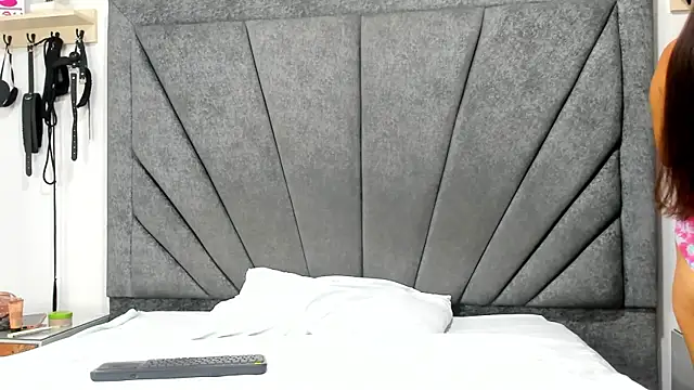 SeleneAndDorian online show from November 18, 7:51 pm