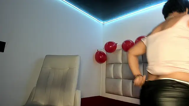 peyton  wat online show from March 4, 12:22 pm