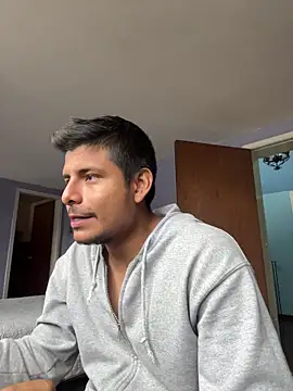 Snapshot of AnotherJuan_ chatting on October 14, 1:34 pm AnotherJuan online show from October 14, 1:34 pm