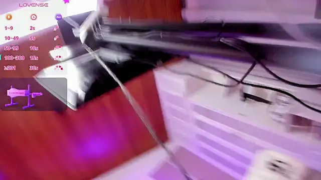 Snapshot of isa_vel chatting on October 19, 7:36 pm isa vel online show from October 19, 7:36 pm