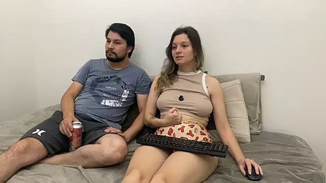 Snapshot of peterpancp chatting on November 26, 3:40 am peterpancp online show from November 26, 3:40 am