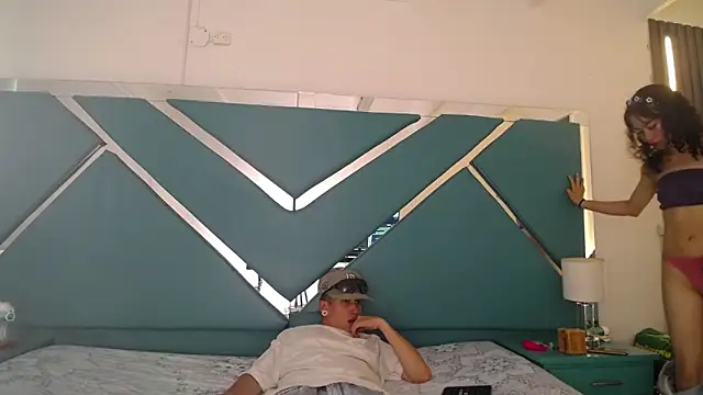 Snapshot of oblivionlove chatting on February 27, 7:58 pm oblivionlove online show from February 27, 7:58 pm