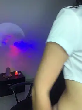 sweet-abbie online show from October 23, 2:11 am