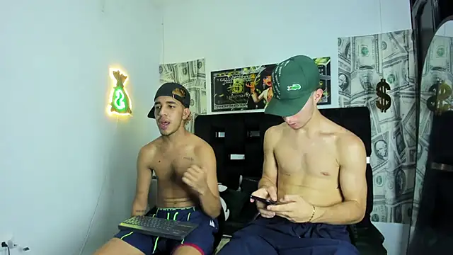 Duo Straight online show from September 20, 11:39 pm