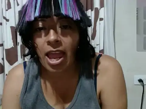 Acelinrose online show from March 27, 1:11 am