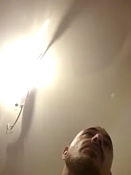 jimmyking1004    online show from November 20, 10:31 pm