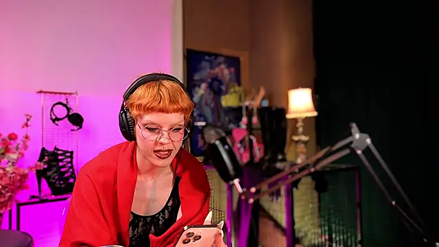 tacodeluxxxe online show from May 12, 12:19 am