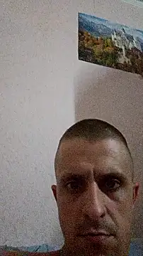 Adidas7217 online show from November 16, 9:09 pm