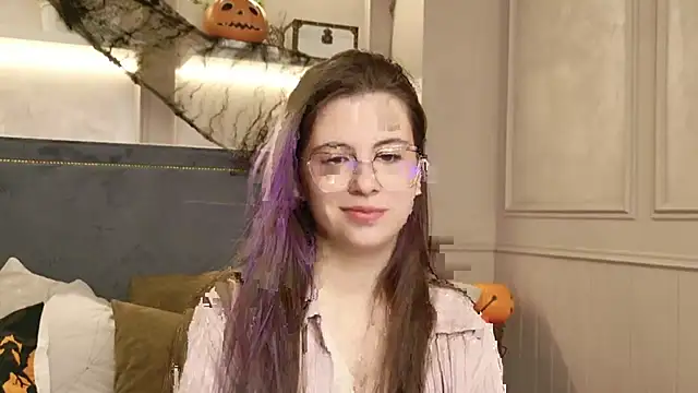 Snapshot of Akira_Halls chatting on October 24, 5:48 am Akira Halls online show from October 24, 5:48 am