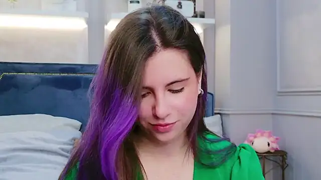 Snapshot of Akira_Halls chatting on November 6, 8:54 pm Akira Halls online show from November 6, 8:54 pm