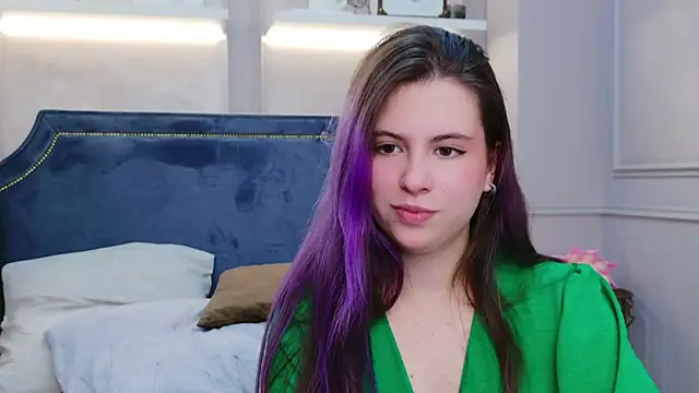 Snapshot of Akira_Halls chatting on November 7, 9:04 pm Akira Halls online show from November 7, 9:04 pm