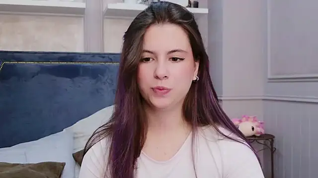 Snapshot of Akira_Halls chatting on November 8, 8:40 pm Akira Halls online show from November 8, 8:40 pm