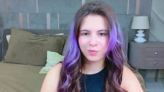 Snapshot of Akira_Halls chatting on November 12, 8:52 pm Akira Halls online show from November 12, 8:52 pm