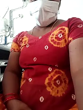 Snapshot of TeluguCuplehyd chatting on February 2, 8:24 am TeluguCuplehyd online show from February 2, 8:24 am