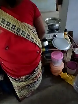 Snapshot of TeluguCuplehyd chatting on March 31, 7:09 am TeluguCuplehyd online show from March 31, 7:09 am